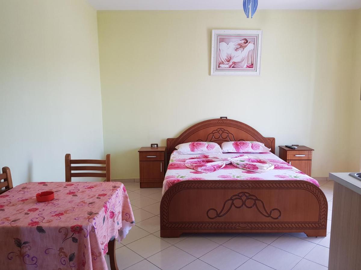 Esmeralda Hotel & Restaurant Ksamil Ngoại thất bức ảnh