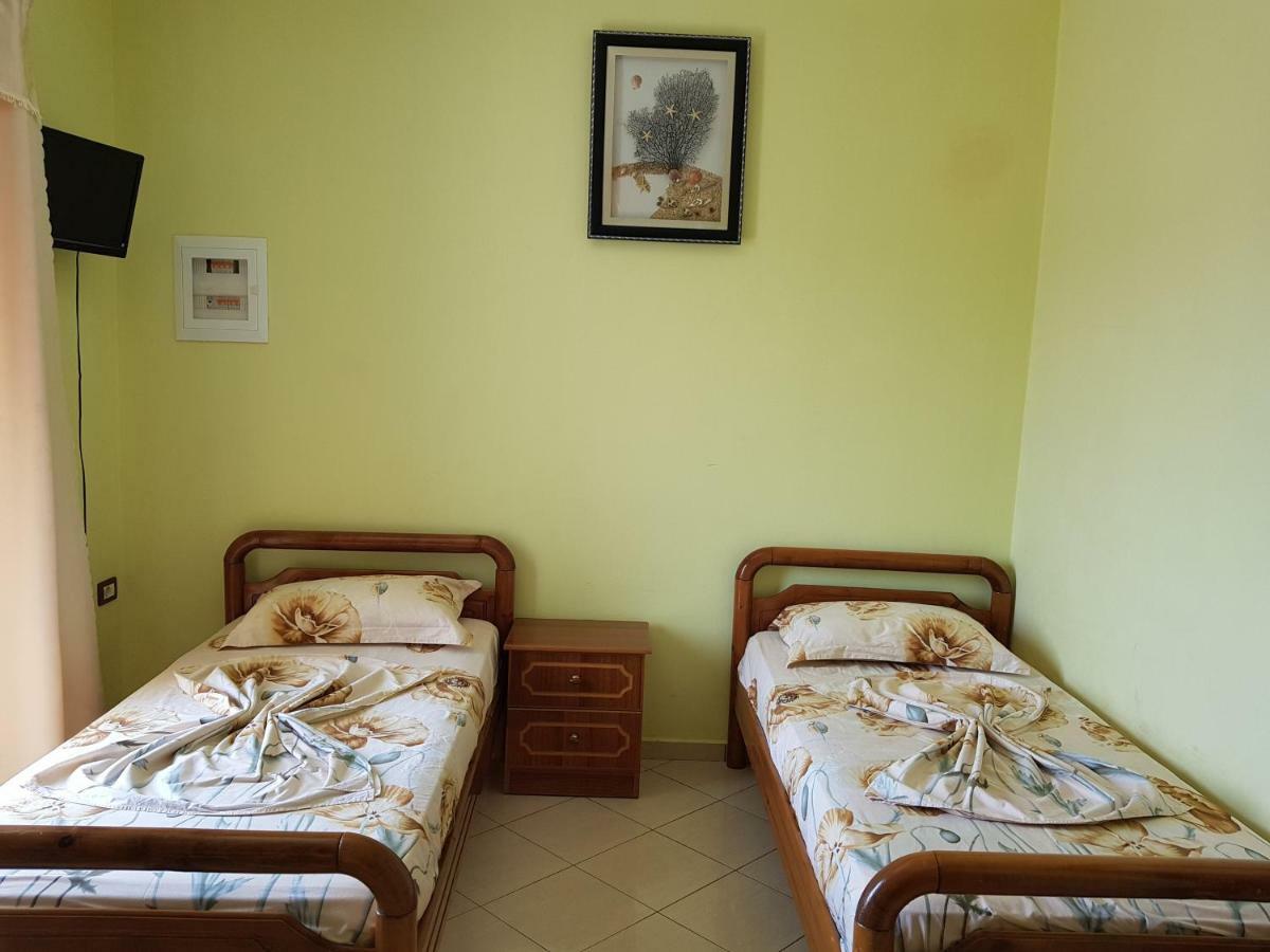Esmeralda Hotel & Restaurant Ksamil Ngoại thất bức ảnh