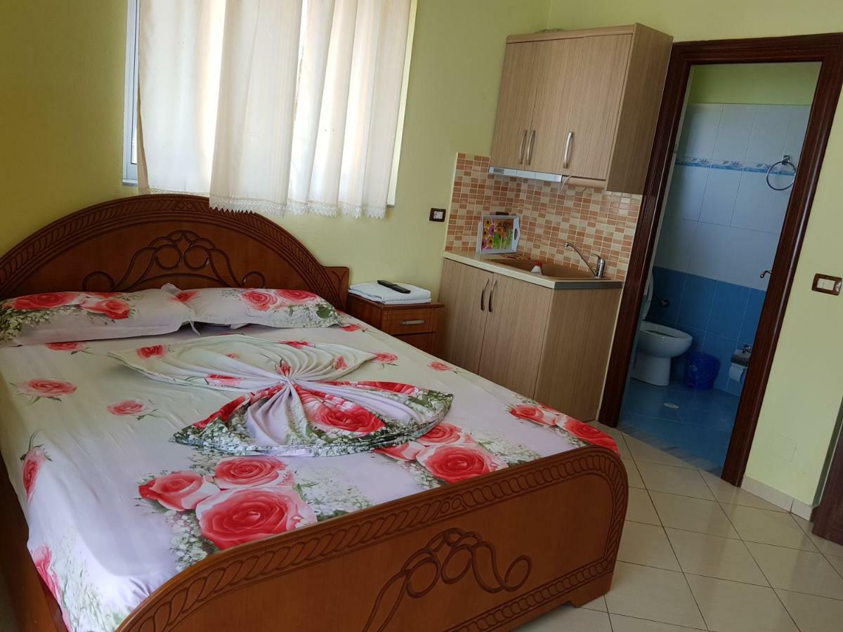 Esmeralda Hotel & Restaurant Ksamil Ngoại thất bức ảnh